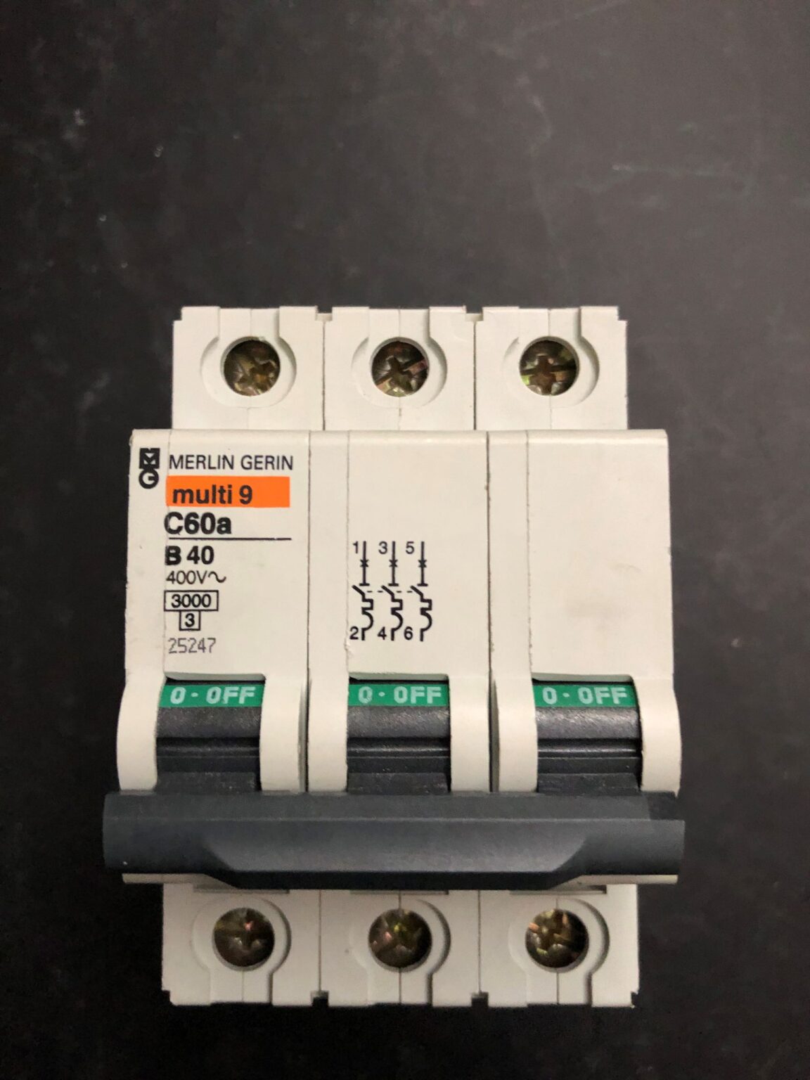 Merlin Gerin Multi9 C60a B40 3x40A Otomatik Sigorta - Anadolu Elektrik ...
